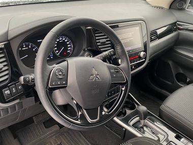 Mitsubishi Outlander 2021 года, 26 636 км - вид 10