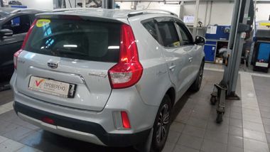 Geely Emgrand X7 2019 года, 61 237 км - вид 3