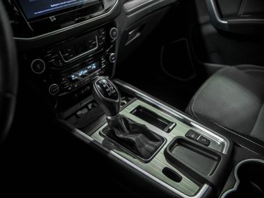 Серый Geely Emgrand X7 2019 года | VIN 330000