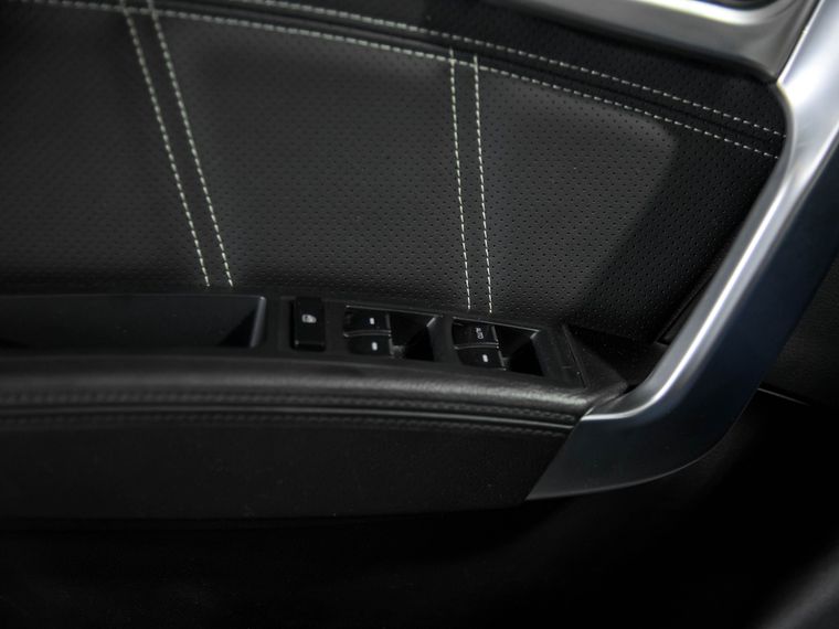 Серый Geely Emgrand X7 2019 года | VIN 330000