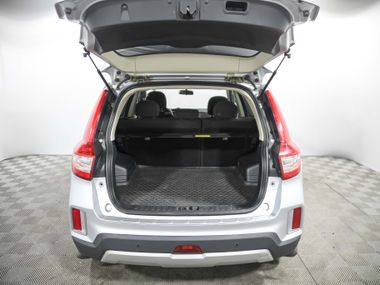 Серый Geely Emgrand X7 2019 года | VIN 330000