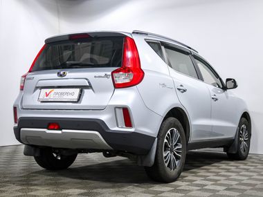 Серый Geely Emgrand X7 2019 года | VIN 330000