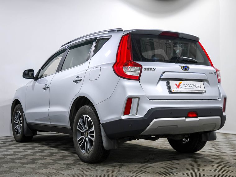 Серый Geely Emgrand X7 2019 года | VIN 330000