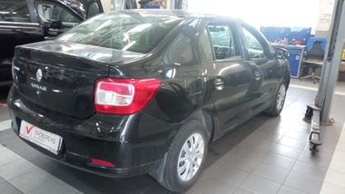 Renault Logan 2015 года, 130 442 км - вид 3