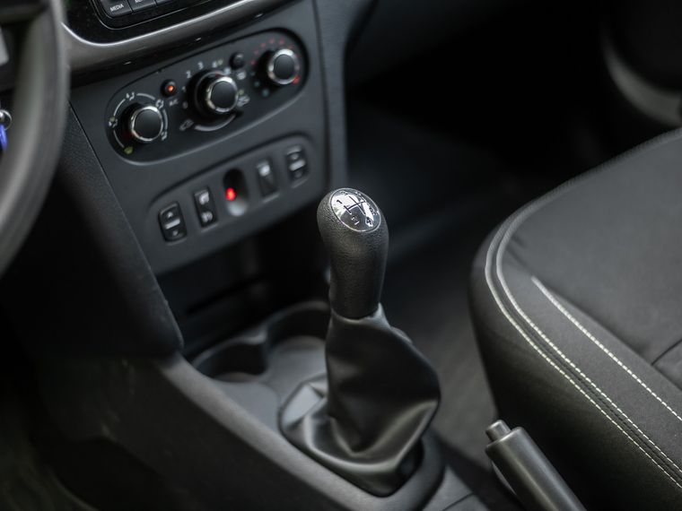 Renault Logan 2015 года, 130 442 км - вид 9