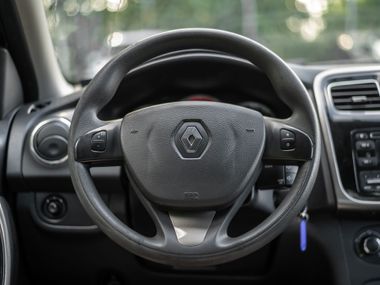 Renault Logan 2015 года, 130 442 км - вид 6