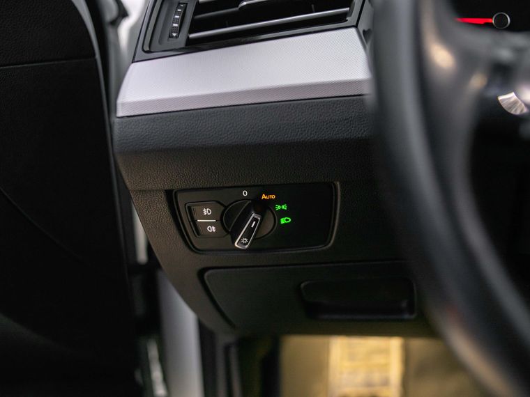 Volkswagen Passat 2018 года, 277 000 км - вид 12