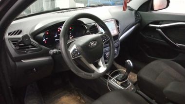 ВАЗ (LADA) Vesta 2019 года, 118 000 км - вид 5