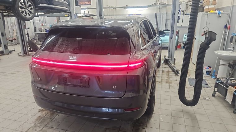 LiXiang L7 2024 года, 30 км - вид 3