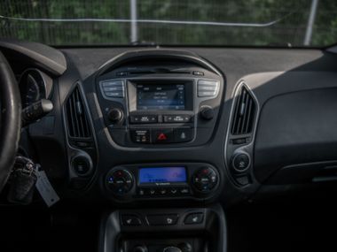 Hyundai ix35 2015 года, 142 727 км - вид 7