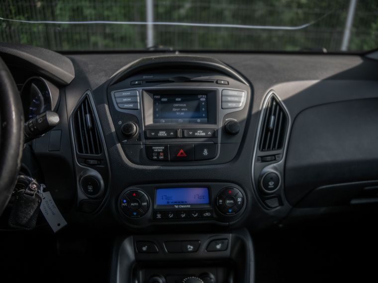 Hyundai ix35 2015 года, 142 727 км - вид 7