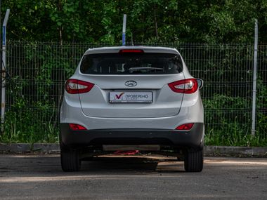 Hyundai ix35 2015 года, 142 727 км - вид 4