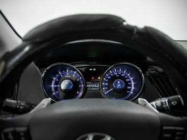 Hyundai Sonata 2011 года, 252 958 км - вид 7
