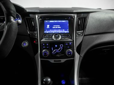 Hyundai Sonata 2011 года, 252 958 км - вид 11