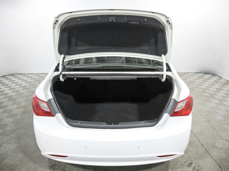 Hyundai Sonata 2011 года, 252 958 км - вид 21