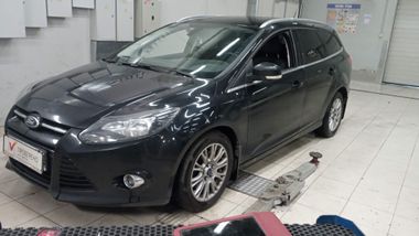 Ford Focus 2012 года, 167 617 км - вид 4