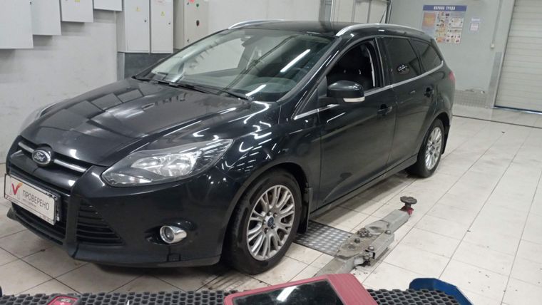 Ford Focus 2012 года, 167 617 км - вид 4