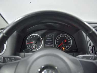 Volkswagen Tiguan 2011 года, 123 675 км - вид 7