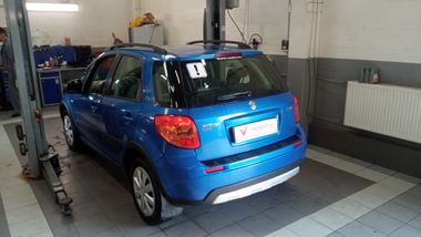 Suzuki SX4 2012 года, 191 900 км - вид 4