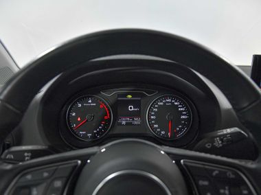 Audi Q2 2018 года, 131 776 км - вид 8