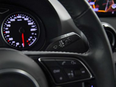 Audi Q2 2018 года, 131 776 км - вид 11