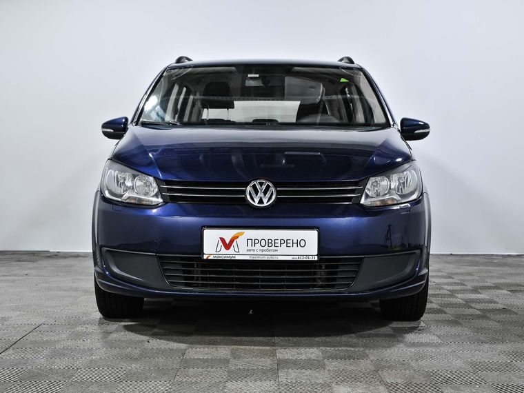 Volkswagen Touran 2012 года, 177 968 км - вид 3