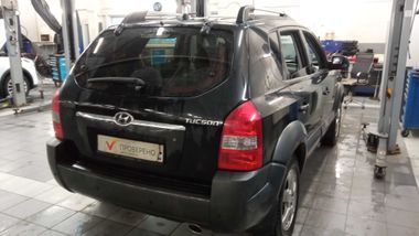 Hyundai Tucson 2007 года, 217 132 км - вид 3