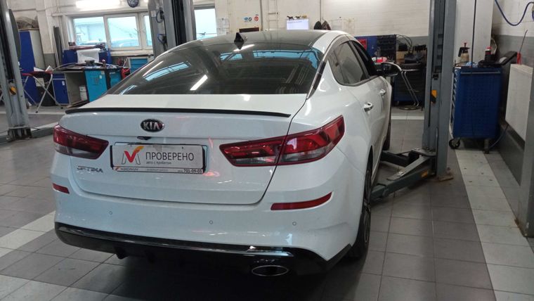 KIA Optima 2019 года, 80 920 км - вид 3