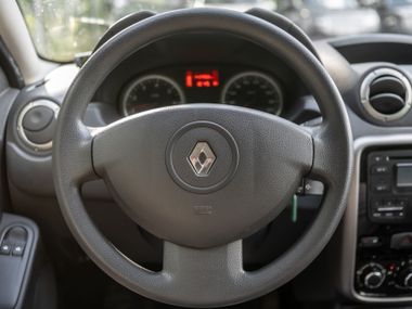 Renault Duster 2014 года, 140 000 км - вид 6