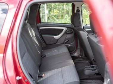 Renault Duster 2014 года, 140 000 км - вид 11