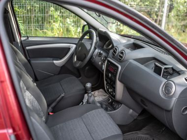 Renault Duster 2014 года, 140 000 км - вид 12