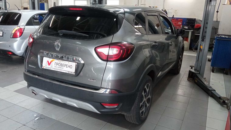 Renault Kaptur 2017 года, 78 304 км - вид 3