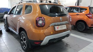 Renault Duster 2021 года, 142 918 км - вид 4