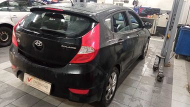 Hyundai Solaris 2011 года, 155 000 км - вид 3