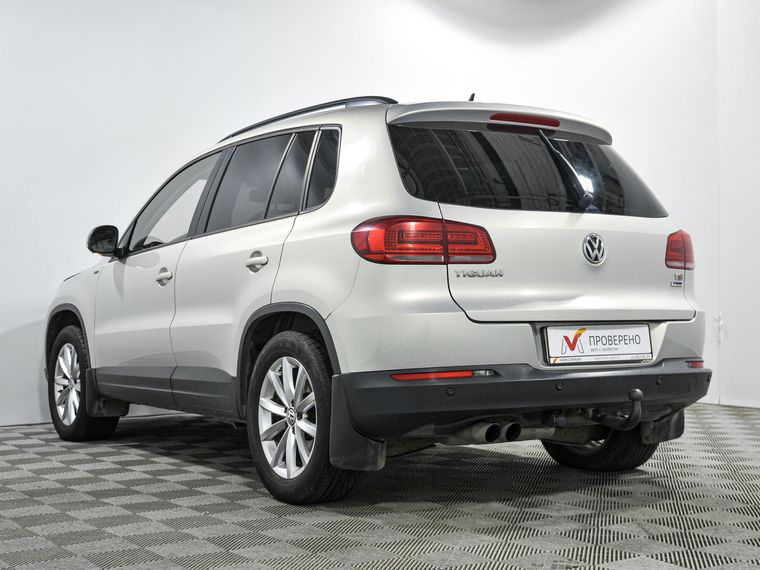 Volkswagen Tiguan 2015 года, 152 967 км - вид 6