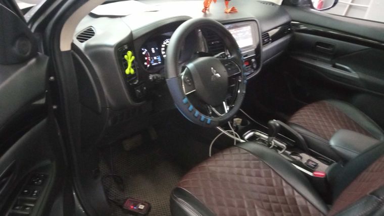 Mitsubishi Outlander 2019 года, 113 930 км - вид 5