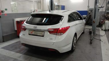 Hyundai i40 2013 года, 256 193 км - вид 3