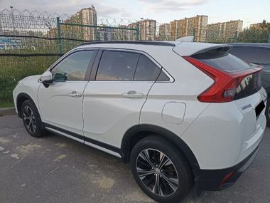 Mitsubishi Eclipse Cross 2018 года, 138 000 км - вид 3