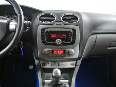 Ford Focus 2010 года, 261 000 км - вид 9