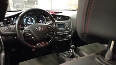 KIA Ceed GT 2014 года, 177 766 км - вид 5