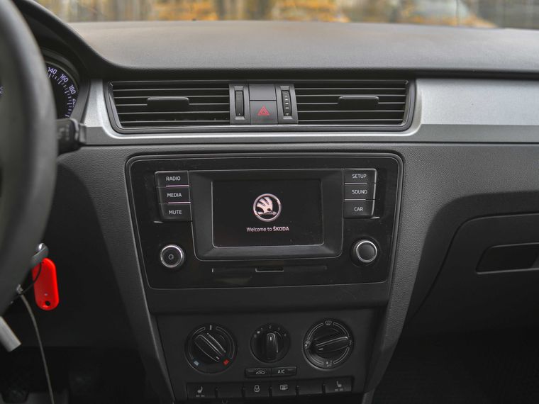 Skoda Rapid 2016 года, 277 000 км - вид 7