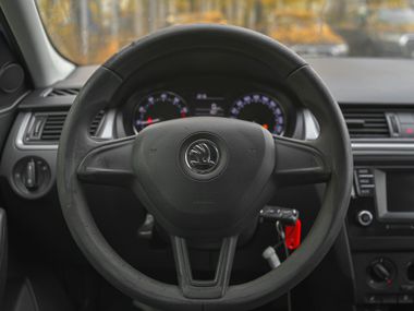 Skoda Rapid 2016 года, 277 000 км - вид 6