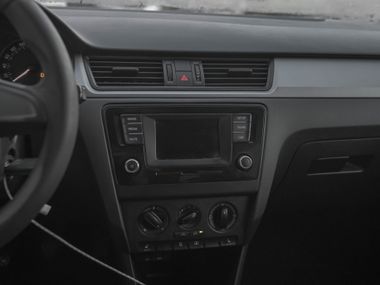 Skoda Rapid 2016 года, 277 000 км - вид 6