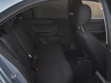 Skoda Rapid 2016 года, 277 000 км - вид 9