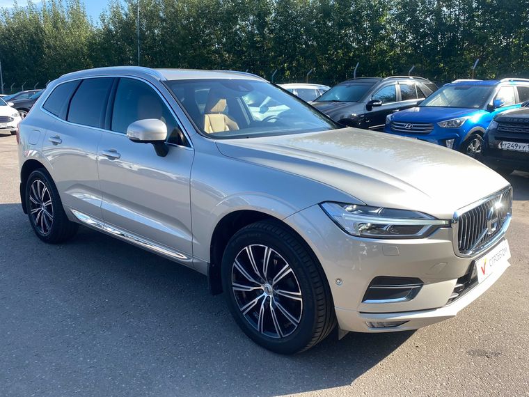 Volvo XC60 2020 года, 40 694 км - вид 3