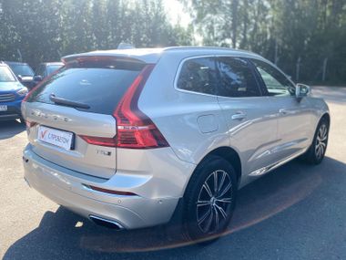 Volvo XC60 2020 года, 40 694 км - вид 4