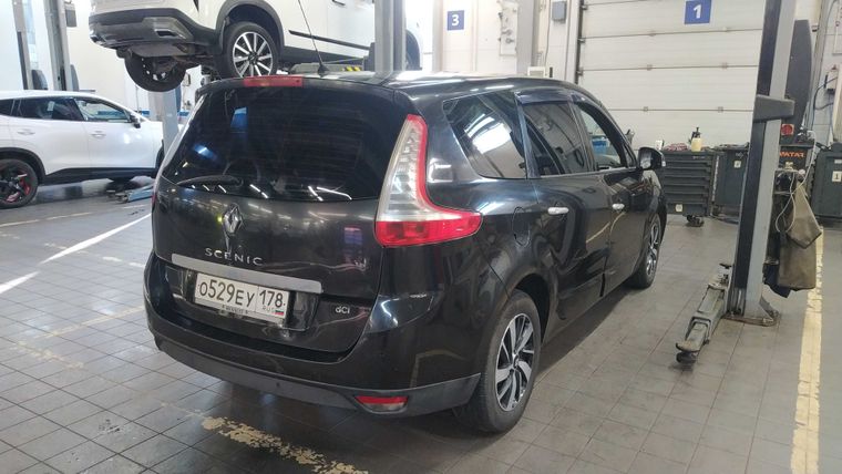 Renault Grand Scenic 2010 года, 339 237 км - вид 3