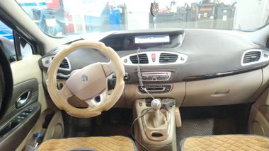 Renault Grand Scenic 2010 года, 339 237 км - вид 5