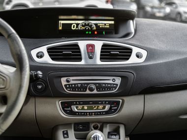 Renault Grand Scenic 2010 года, 339 237 км - вид 8