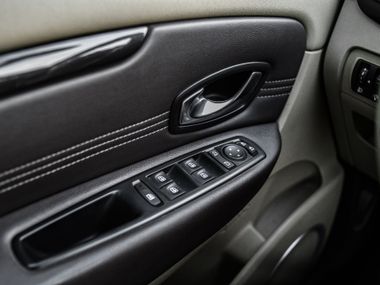 Renault Grand Scenic 2010 года, 339 237 км - вид 10